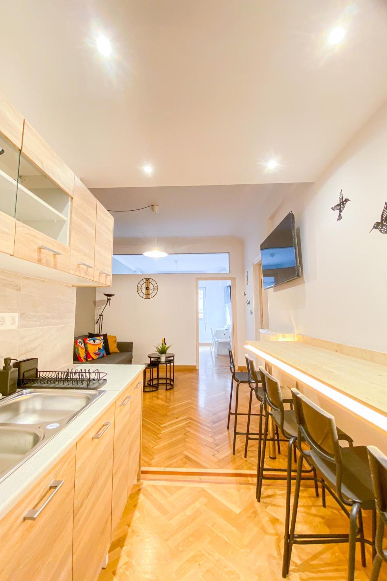 Syntagma Square, 100Sqm Luxurious Family Apt Athen Eksteriør bilde